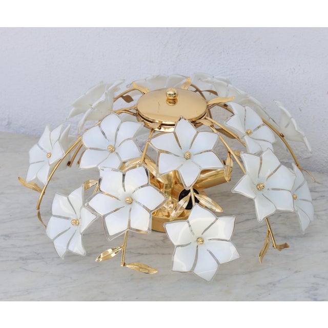 White Grace Kelly, Delicious Murano Ceiling Light White Flowers, 1980 For Sale - Image 8 of 16