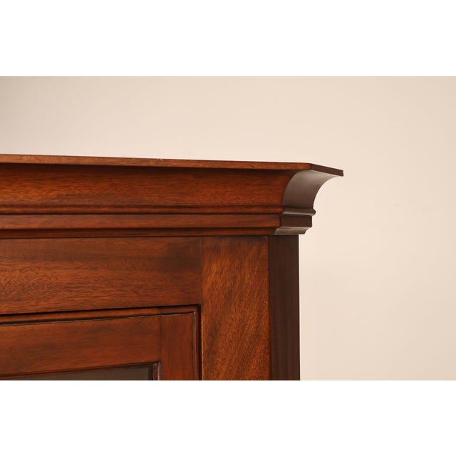 Henkel Harris Solid Mahogany Federal Style Corner Cabinet For Sale - Image 11 of 18