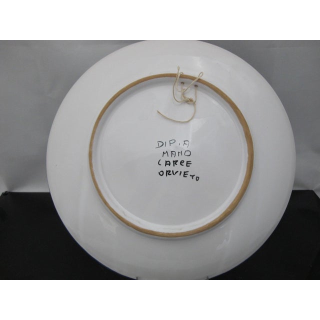 Italian Deruta Ricco Renaissance Style 12" Majolica Pottery Serving Wall Plate For Sale In Portland, OR - Image 6 of 8