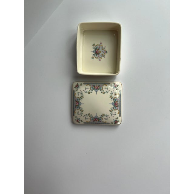 Royal Doulton Juliet Trinket Box Made in England For Sale - Image 4 of 7