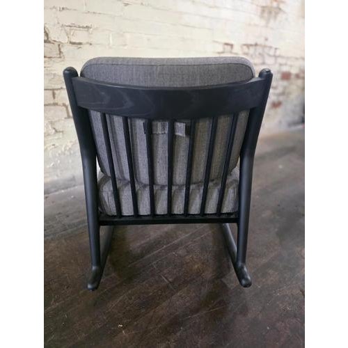 Mid-Century Modern Rocking Chairs with Arms, Set of 2 For Sale - Image 6 of 10