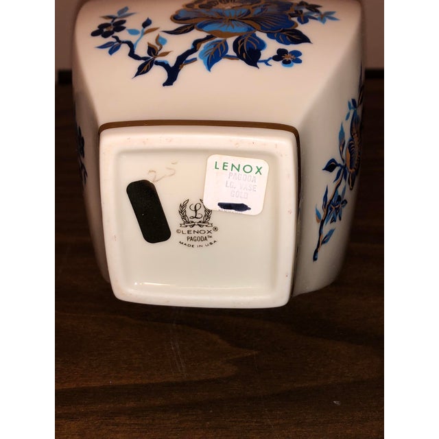 Vintage Lenox "Pagoda" Blue & Gold Porcelain Vases & Bowl - Set of 3 For Sale In New York - Image 6 of 18