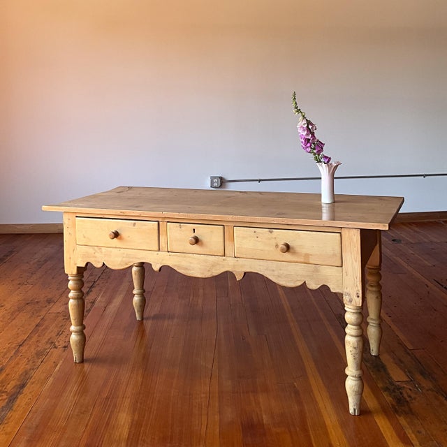19th Century Pine Farmhouse Serving Table For Sale - Image 4 of 16
