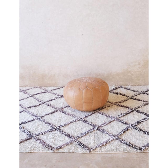 1980s 1980s Moroccan Kilim Beni Ourain Rug - 8.8 X 5.4 Ft For Sale - Image 5 of 8