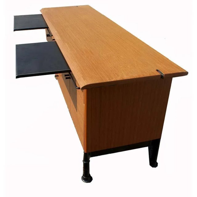 Mid-Century Modern Mid-Century Modern Herman Miller Credenza For Sale - Image 3 of 10