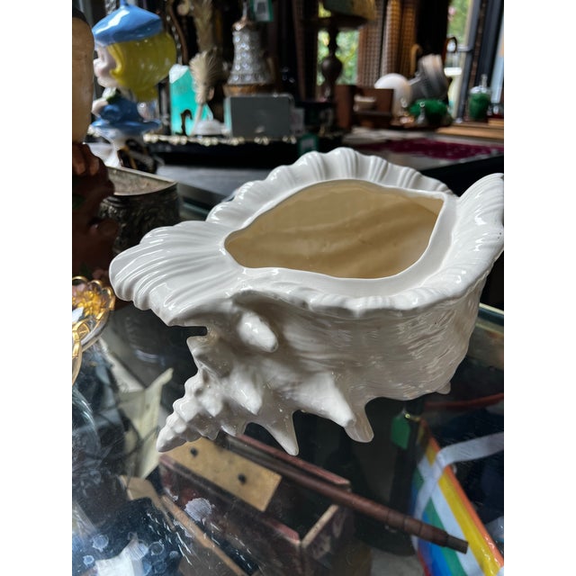 Pair of Large White Ceramic Shell Style Planters For Sale In Atlanta - Image 6 of 10