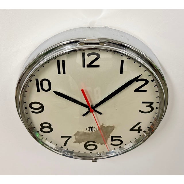 Vintage Industrial Silver Wall Clock from TN, 1960s For Sale - Image 4 of 18