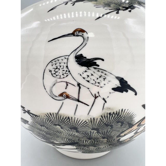 Vintage Chinese Porcelain Crane & Pine Landscape Vase – Chinoiserie / Japandi / Hollywood Regency For Sale - Image 9 of 14
