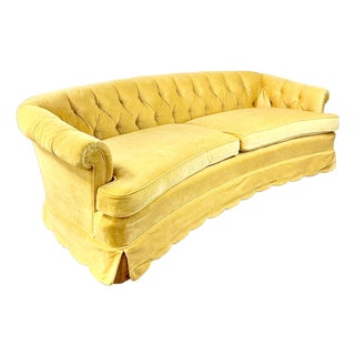 1980s Vintage Hollywood Regency Henredon Chippendale Curved Sofa, Tufted Velvet For Sale