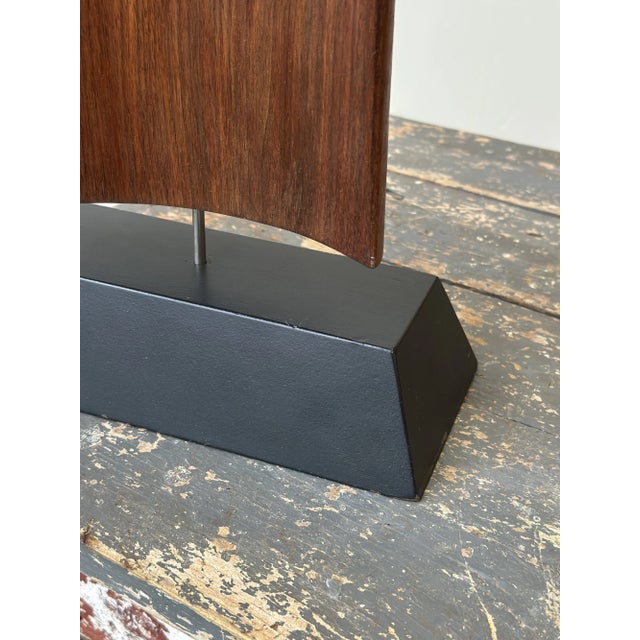 Vintage Large-Scale Teak Teardrop Fin Sculpture Mounted to Painted Wood Base by Paul Bechtold, Circa Mid 20th Century For Sale In New York - Image 6 of 15