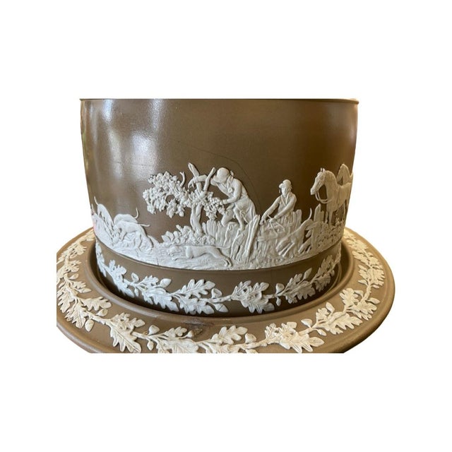Late 19th Century Brown Wedgwood Jasperware Cheese Dome For Sale In Austin - Image 6 of 9
