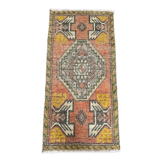 Turkish Yastik Rug 1'8" x 3'3" For Sale