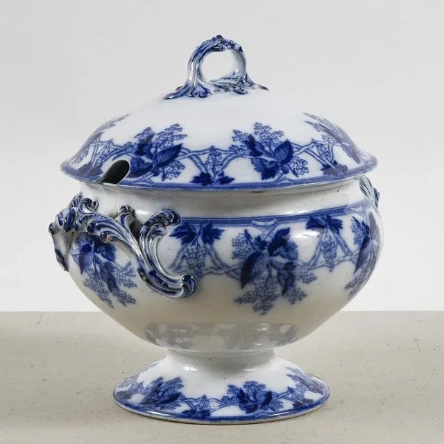 Ceramic Glazed Ceramic Boulle Soup Tureen on Stand from Wedgwood For Sale - Image 7 of 9
