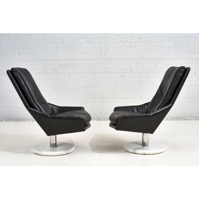 Black Leather Lounge Chairs With Calacatta Marble Bases, 1970 For Sale In Chicago - Image 6 of 13