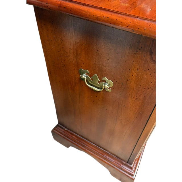 Chippendale Lovely Vintage American Drew Chippendale Chest For Sale - Image 3 of 7