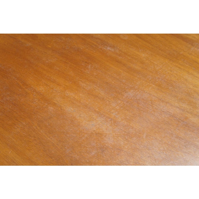 Brown Mid Century Mahogany 6 Leg Dining Table by Edward Wormley for Dunbar Furniture For Sale - Image 8 of 10