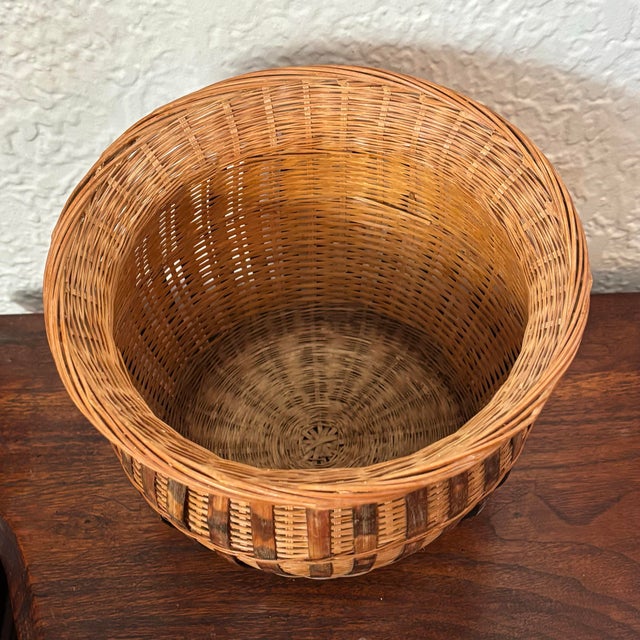 1970s woven wicker planter basket with split burnt bamboo ribs. Beautiful organic texture with a tortoiseshell look....