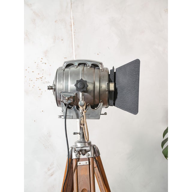 Hollywood Keg Light Floor Lamp with Fresnel Lens from Bardwell McAlister, 1950s For Sale - Image 3 of 18