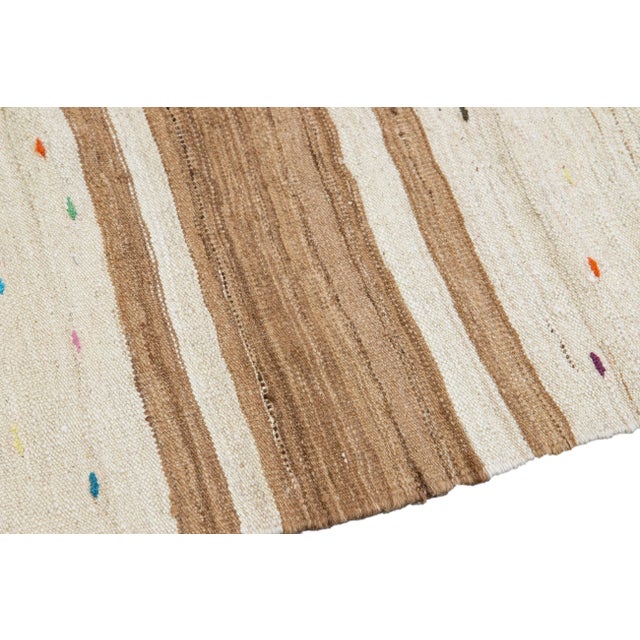 Vintage Turkish Kilim Flatweave Beige Stripes Wool Runner For Sale In New York - Image 6 of 9