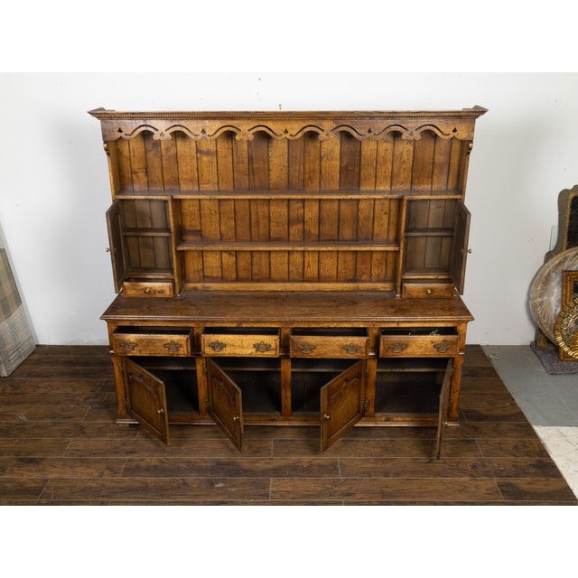 English Midcentury Oak Dresser with Carved Accents, Six Doors and Six Drawers For Sale In Atlanta - Image 6 of 12