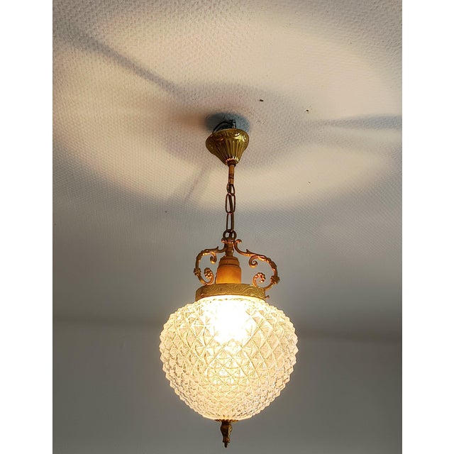 Metal Hollywood Regency Pineapple Pendant Light, 1980s For Sale - Image 7 of 8