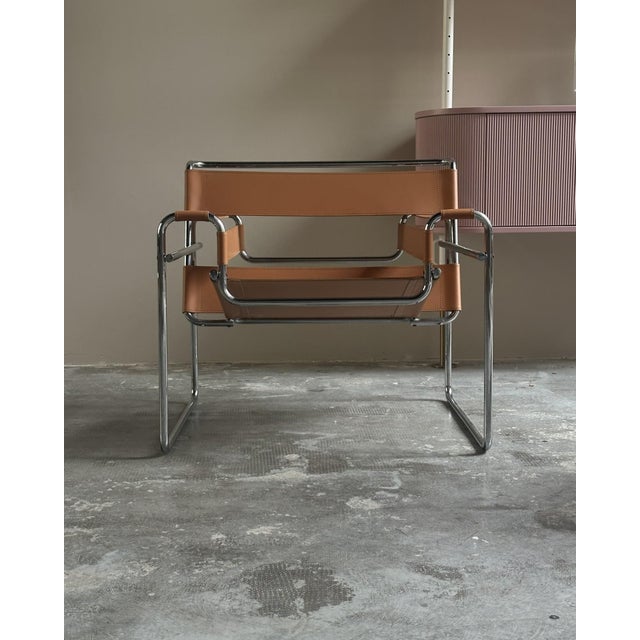 Mid-Century Modern Wassily B3 Armchair by Marcel Breuer for Gavina, 1970 For Sale - Image 3 of 9