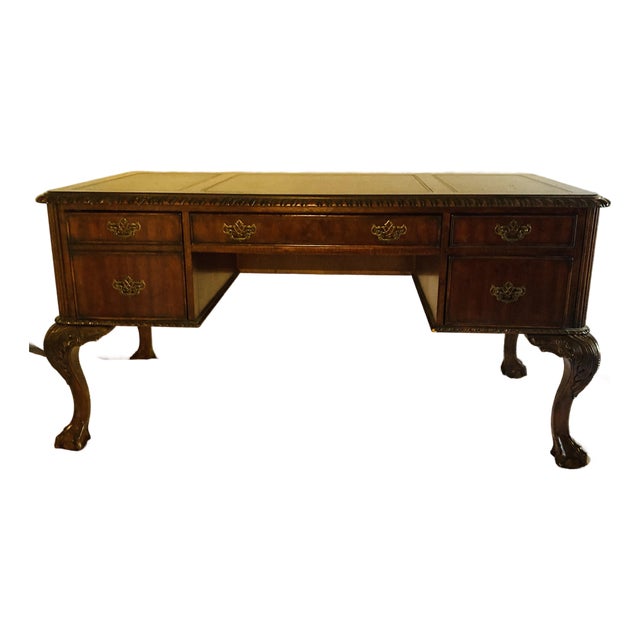 1990s English Chippendale Style Mahogany Executive Knee Hole Desk Claw Ball Feet Rectangle Seven Seas by Hooker Furniture For Sale