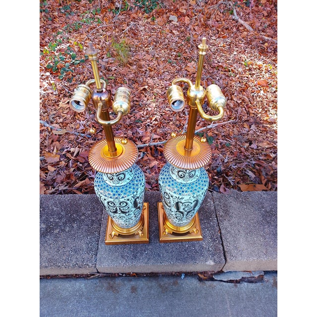 Frederick Cooper Late 20th Century Pair of Frederick Cooper Floral Lamps With Brass Bases For Sale - Image 4 of 9