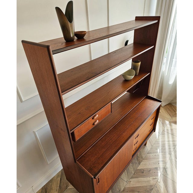 Mid-Century Teak Bookcase with Pull-Out Writing Desk, 1960s For Sale - Image 4 of 18