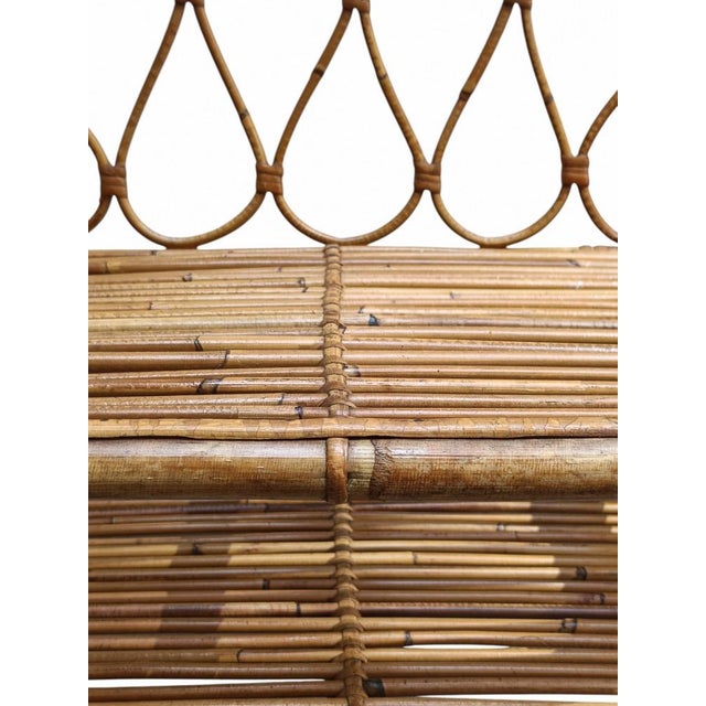 Mid-Century Modern Hand-Crafted Rattan and Bamboo Wall Shelf, Italy, 1960s For Sale - Image 3 of 7