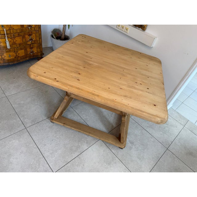 Jogltisch Farmhouse Table in Oak For Sale - Image 4 of 9