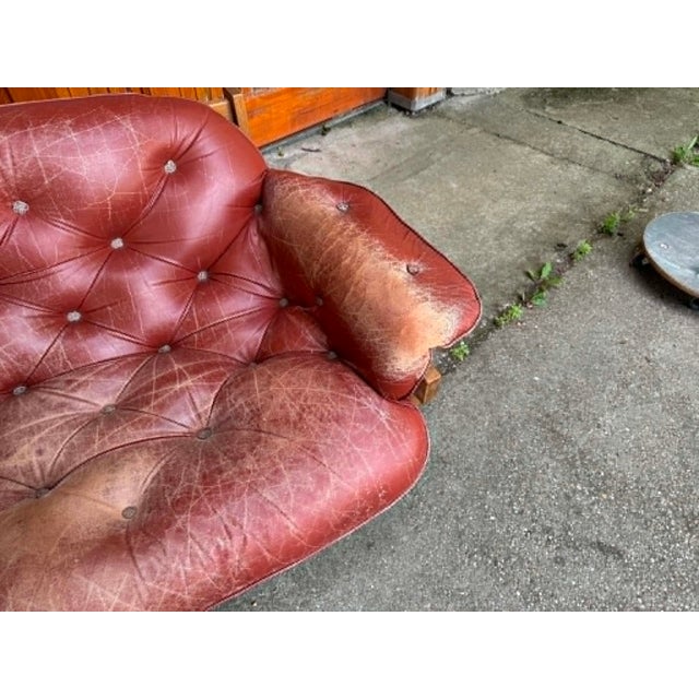 1960s Mid-Century Modern Leather and Wood 2-Seater Sofa by Ipoly Bútorgyár, Hungary, 1960s For Sale - Image 5 of 8