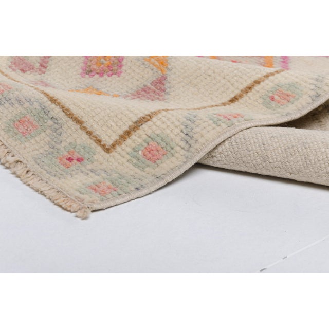 Turkish Oushak Vintage White Wool Runner For Sale - Image 3 of 10