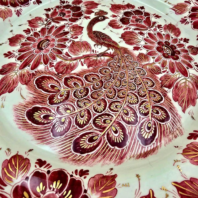 20th Century Delft Red Regina Wall Plate with Peacock Motif and Gold Decoration, Holland, 1950s For Sale - Image 14 of 17