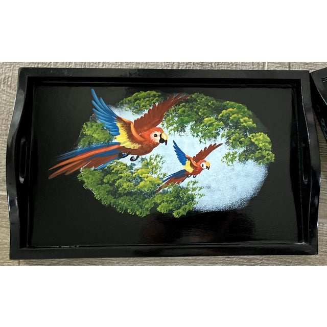Late 20th-Century Wooden Black Lacquered Tiki-Style Hand Painted Parrot Motif Nested Trays - A Pair For Sale - Image 14 of 18