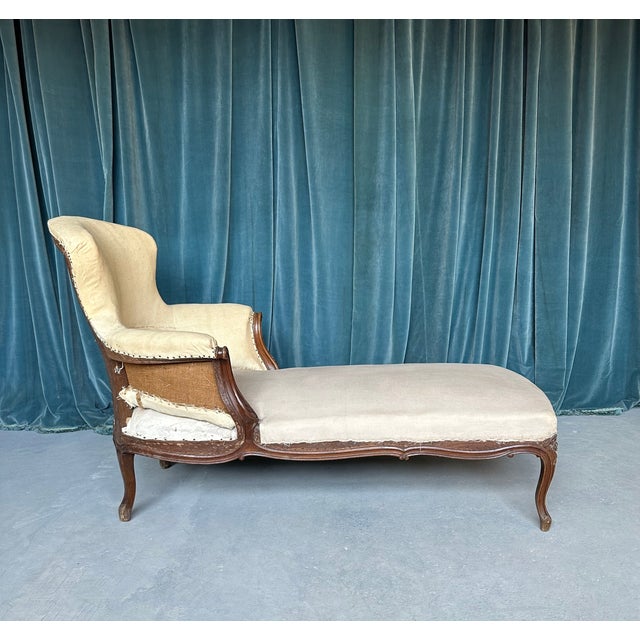 French 19th C. Chaise Longue With Carved Fruitwood Frame For Sale - Image 4 of 13