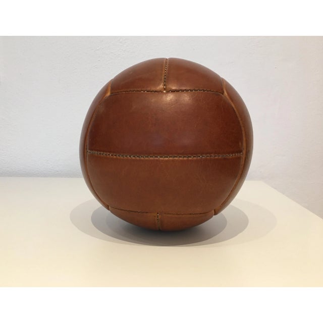 Animal Skin Vintage Leather 2 kg Medicine Ball For Sale - Image 7 of 8