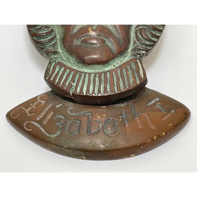 Small Tudor Queen of England Elizabeth 1st Ruff Collar Brass Door Knocker Circa Early 20th Century For Sale - Image 10 of 11