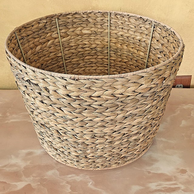 Tan Late 20th Century Natural Woven Seagrass Drum Lamp Shade With Metal Spider Fitter, Coastal Boho Style For Sale - Image 8 of 18