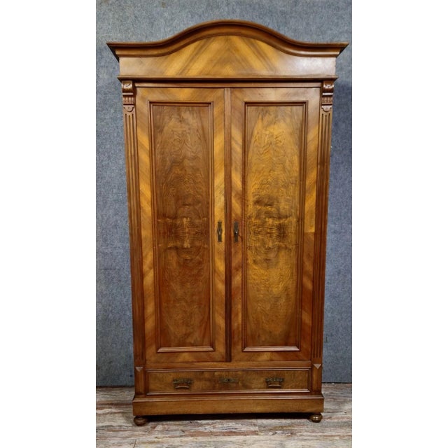 Antique Bieidermeier Style Wardrobe in Walnut, 1800s For Sale - Image 14 of 14