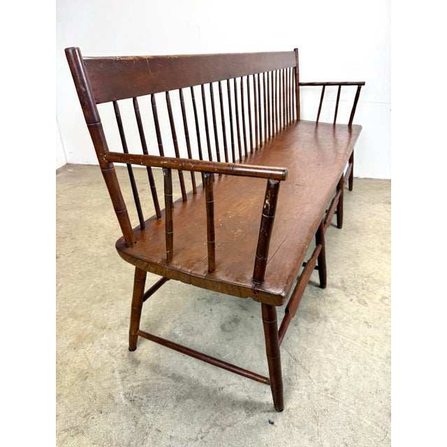 19th Century American Windsor Faux Bamboo Shaker Style Spindled 8-Leg Settee / Bench For Sale - Image 4 of 12