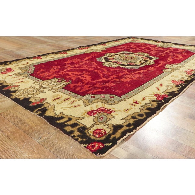Textile Vintage Turkish Oushak Rug - 05'01 X 09'03 For Sale - Image 7 of 10