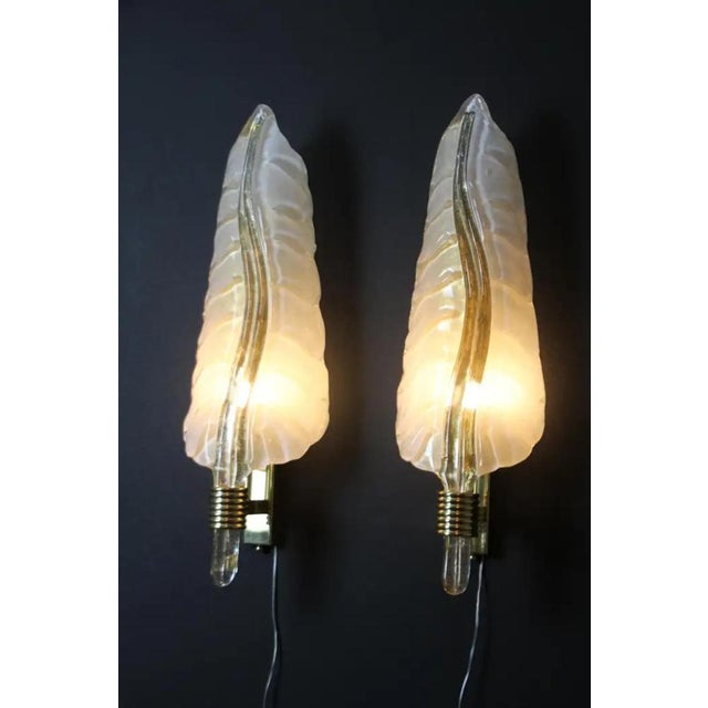 White and Gold Murano Glass Wall Lights in the Shape of Leaves, Set of 2 For Sale - Image 11 of 18