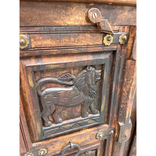 Early 19th Century 19th Century Spanish Carved Walnut Tuscan Credenza or Buffet For Sale - Image 5 of 12