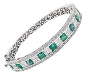 6.18 Carats Natural Zambian Emerald and 1.54 Cts Diamond BANGLE in 14k Gold