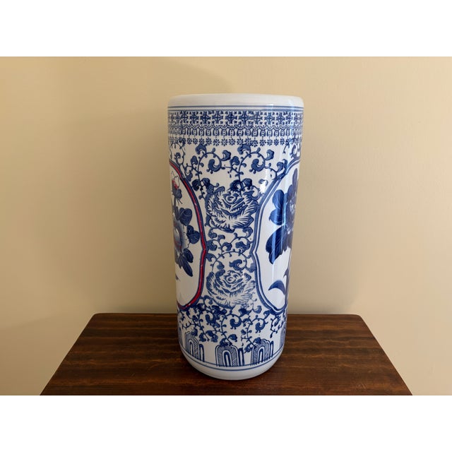 Vintage Chinoiserie Blue and White Porcelain Umbrella Stand For Sale - Image 10 of 13