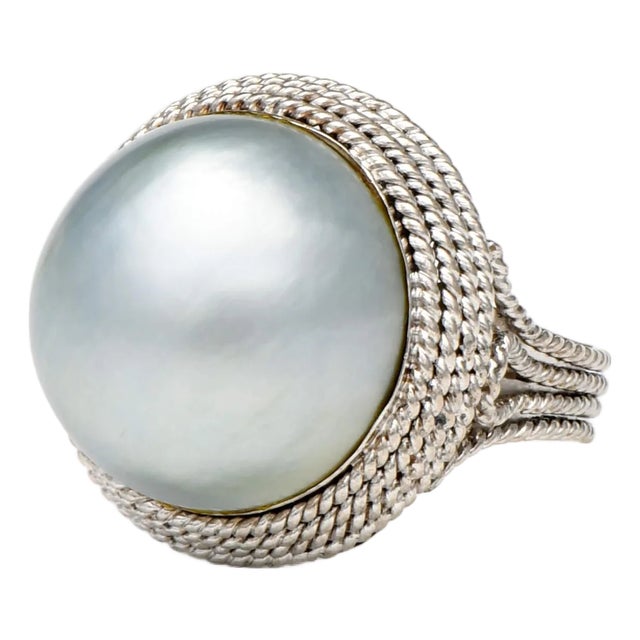 14KW Bold Gray Mabe Pearl Ring, size 7.5 For Sale