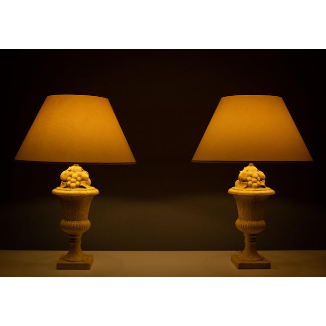 Sculpture Materials Classical Greek Fruit Ceramic Urn Table Lamps, Italy, 1970s, Set of 2 For Sale - Image 7 of 8