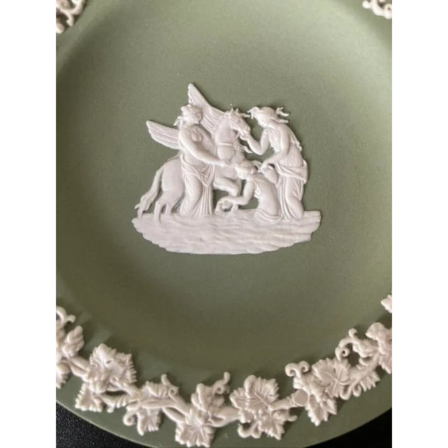 Ceramic English Wedgwood Jasperware Sage Green Jewelry Dish With Neoclassical Horse Design For Sale - Image 7 of 12