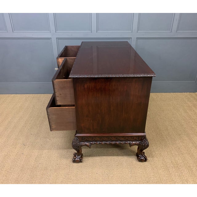 A bold and impressive mahogany chest of drawers of generous proportions. Well constructed in the manner of Thomas...